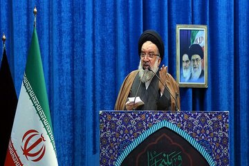 خاتمی: عاشورای 88 تهران میدان جنگ شده بود/ جوانان حزباللهی مقابل شبهکودتا فضای مجازی جهاد تبیین کنند/سربازان ترامپ و نتانیاهو ۳۵۰ مسجد را آتش زدند