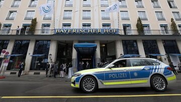 دلایل احتیاط آمریکاییها برای حمایت تمامعیار از اپوزیسیون جمهوری اسلامی ایران: تحلیل رخدادهای کنفرانس امنیتی مونیخ ۲۰۲۶