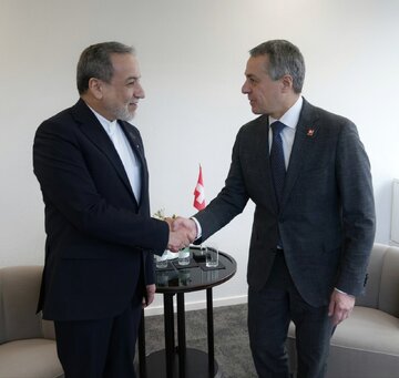 دیدار عراقچی با همتای سوئیسی خود
