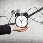 رویارویی پاستور و بهارستان بر سر قانون تغییر ساعت رسمی/ پای لجاجت سیاسی در میان است یا …؟