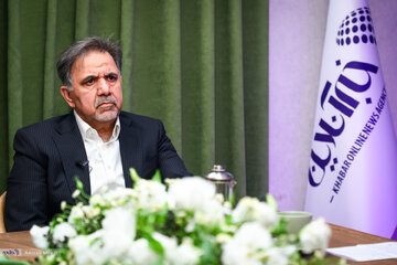 عباس آخوندی: برخی امنیت را فقط از زبان سیاست و لوله اسلحه می‌بینند/ تصورِ زندگی در دژ، یعنی زندگی در انزوا؛ این می‌شود قلعهٔ حسن صباح در الموت!
