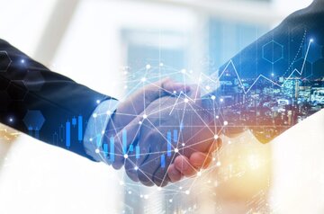 ما با ابزارهای قرن بیستم در حال حکمرانی بر قرن بیست و یکم هستیم