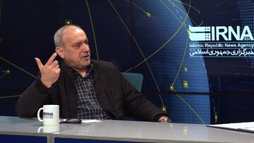 مدیرکل وزارت کشور در دولت اصلاحات: حتی اگر تروریستها میان معترضان نفوذ کرده باشند، باز هم حاکمیت مسئول است/ باید درباره تلفات شهروندان پاسخگو باشند