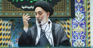 هشدار امام جمعه نجف: به نفع هیچ‌کس نیست که منطقه درگیر جنگی با ایران شود/ ایران قادر به تغییر قواعد بازی است