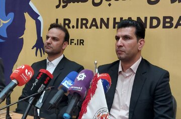 پاکدل رییس فدراسیون هندبال:نگاه مجلس به تقسیم بودجه‌ها کارشناسی شده باشد
