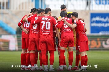 پرسپولیس مقابل ذوب آهن با کوهی از غایبان!