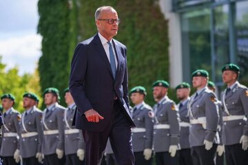 چشمانداز آلمان برای کاهش وابستگی نظامی به چین و آمریکا