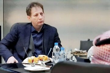 کنایه حسام الدین آشنا به بابک زنجانی در توئیتر/ زنجانی درباره پزشکیان نوشت، آشنا پاسخ داد + تصویر