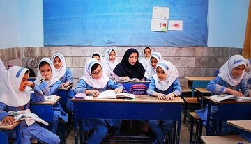 ۲۳ مدیر مدرسه عزل شدند/ علت چه بود؟