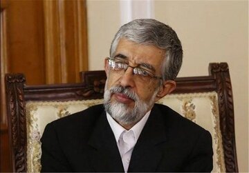 روایت حداد عادل از رفتار رهبر شهید انقلاب با رئیس‌ جمهوری که با ایشان زاویه داشتند