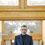 معاون شعام: ذخایر اورانیوم غنی‌شده ایران در دستور کار مذاکرات نیست/ ایران و ایالات متحده هنوز در مورد رفع انسداد تنگه هرمز به توافق نرسیده‌اند