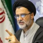 کنایه نبویان به قید شدن موضوعات هسته‌ای در توافق احتمالی ایران و آمریکا/ به آمریکا ربطی ندارد