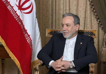 عراقچی: تبادل پیامها در ارتباط با خاتمه جنگ بین ایران و آمریکا در جریان است